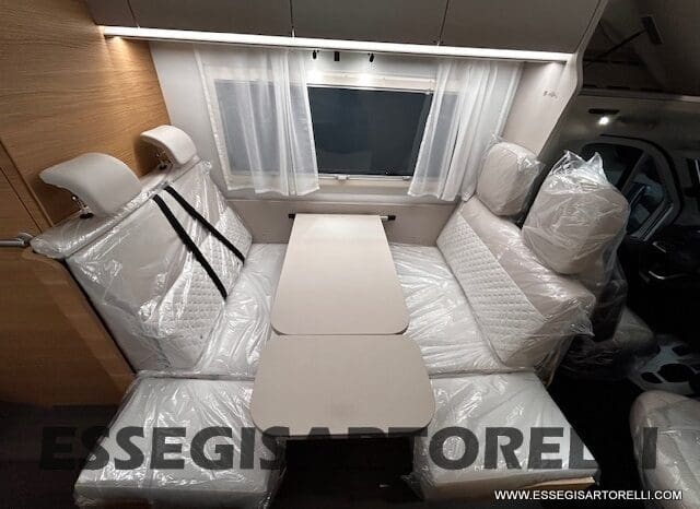 ADRIA 60° NEW CORAL XL A 600 DP GAMMA 2026 NEW DUCATO UCONNECT 699 cm pieno