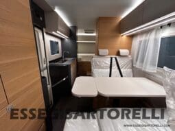 ADRIA 60° NEW CORAL XL A 600 DP GAMMA 2026 NEW DUCATO UCONNECT 699 cm pieno