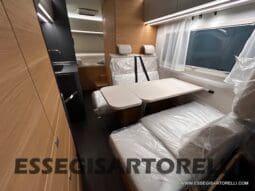 ADRIA 60° NEW CORAL XL A 600 DP GAMMA 2026 NEW DUCATO UCONNECT 699 cm pieno