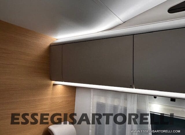 ADRIA 60° NEW CORAL XL A 600 DP GAMMA 2026 NEW DUCATO UCONNECT 699 cm pieno