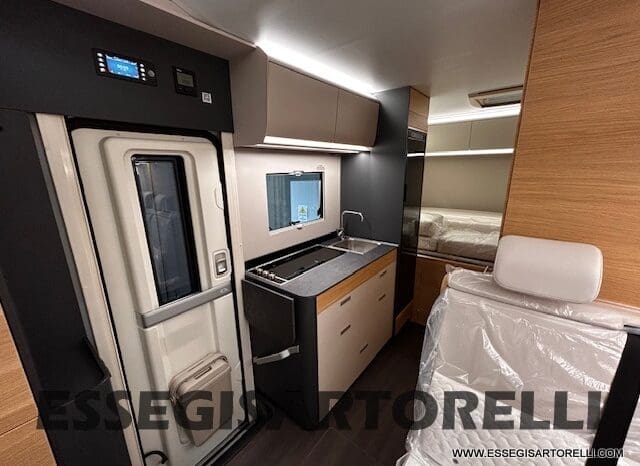 ADRIA 60° NEW CORAL XL A 600 DP GAMMA 2026 NEW DUCATO UCONNECT 699 cm pieno