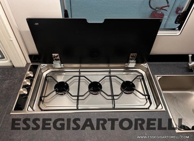 ADRIA 60° NEW CORAL XL A 600 DP GAMMA 2026 NEW DUCATO UCONNECT 699 cm pieno