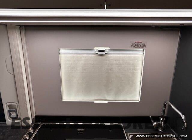 ADRIA 60° NEW CORAL XL A 600 DP GAMMA 2026 NEW DUCATO UCONNECT 699 cm pieno