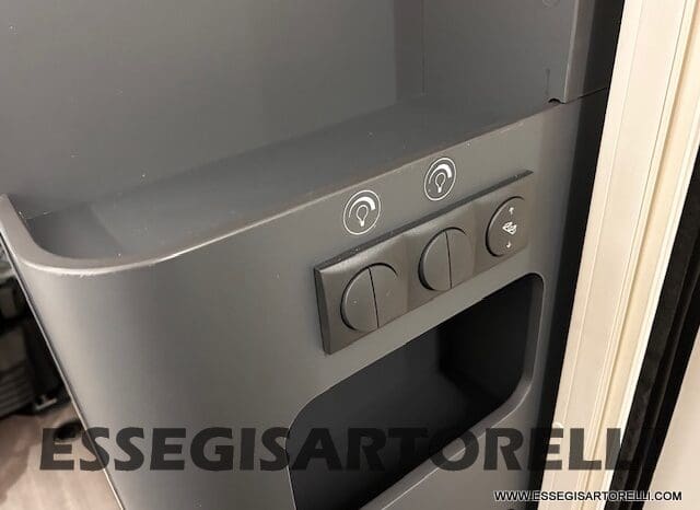 ADRIA 60° NEW CORAL XL A 600 DP GAMMA 2026 NEW DUCATO UCONNECT 699 cm pieno