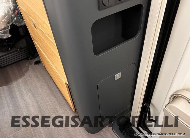 ADRIA 60° NEW CORAL XL A 600 DP GAMMA 2026 NEW DUCATO UCONNECT 699 cm pieno