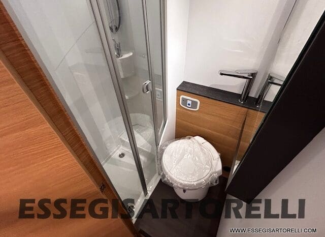 ADRIA 60° NEW CORAL XL A 600 DP GAMMA 2026 NEW DUCATO UCONNECT 699 cm pieno