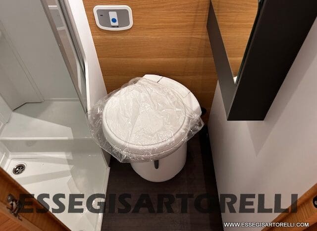 ADRIA 60° NEW CORAL XL A 600 DP GAMMA 2026 NEW DUCATO UCONNECT 699 cm pieno