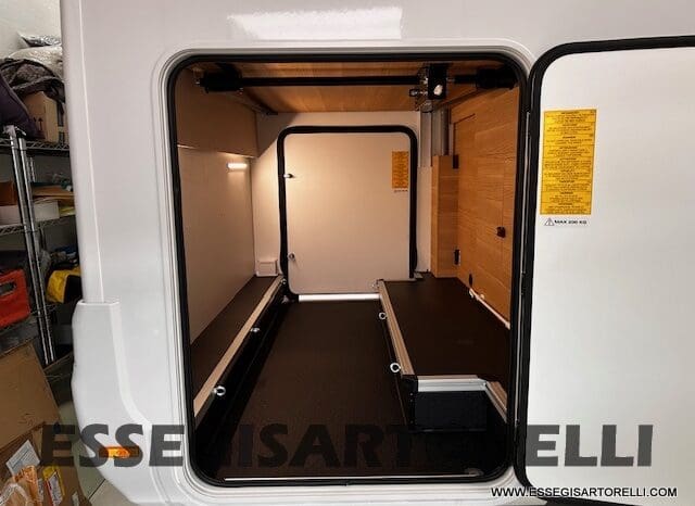 ADRIA 60° NEW CORAL XL A 600 DP GAMMA 2026 NEW DUCATO UCONNECT 699 cm pieno