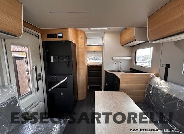 ADRIA MATRIX 60° SELECTION M 650 DL AUTOMATICO SILVER 2026 GEMELLI GARAGE BASCULANTE pieno