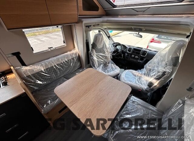 ADRIA MATRIX 60° SELECTION M 650 DL AUTOMATICO SILVER 2026 GEMELLI GARAGE BASCULANTE pieno