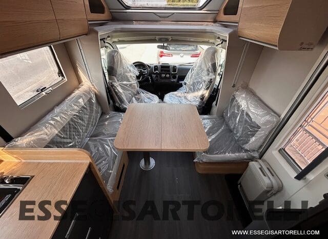 ADRIA MATRIX 60° SELECTION M 650 DL AUTOMATICO SILVER 2026 GEMELLI GARAGE BASCULANTE pieno