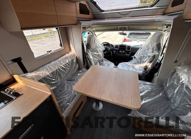 ADRIA MATRIX 60° SELECTION M 650 DL AUTOMATICO SILVER 2026 GEMELLI GARAGE BASCULANTE pieno