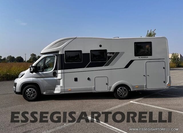 ADRIA MATRIX 60° SELECTION M 650 DL AUTOMATICO SILVER 2026 GEMELLI GARAGE BASCULANTE pieno