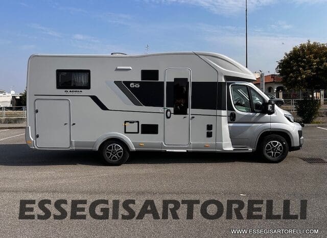 ADRIA MATRIX 60° SELECTION M 650 DL AUTOMATICO SILVER 2026 GEMELLI GARAGE BASCULANTE pieno