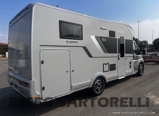ADRIA MATRIX 60° SELECTION M 650 DL AUTOMATICO SILVER 2026 GEMELLI GARAGE BASCULANTE pieno