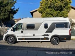 ADRIA TWIN SUPREME 640 SGX 35H UNIPROPRIETARIO KM 9.142 GARAGE 2021 pieno