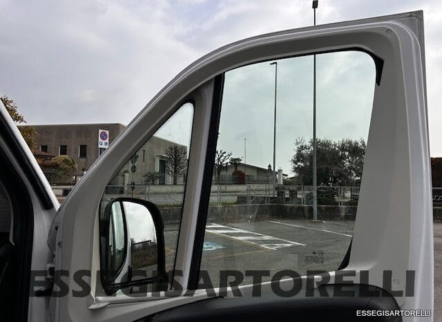 CHALLENGER V 217 LETTI GEMELLI VAN 636 CM FULL 2021 pieno