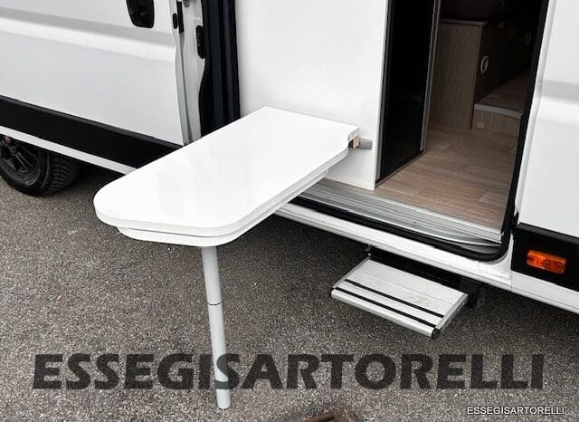 CHALLENGER V 217 LETTI GEMELLI VAN 636 CM FULL 2021 pieno
