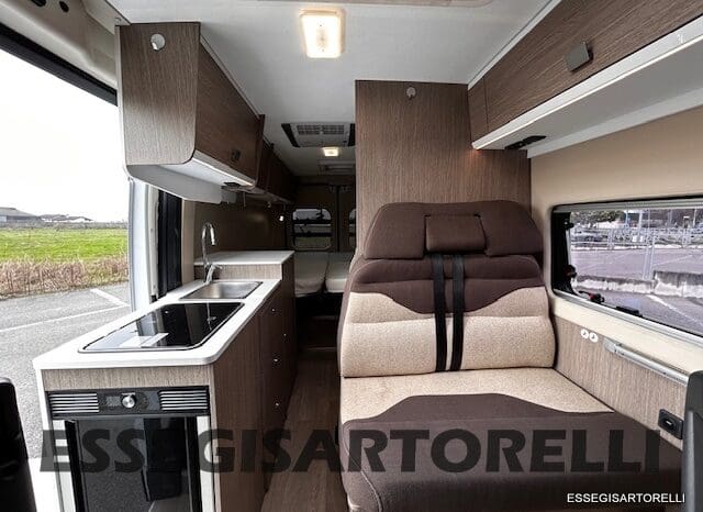 CHALLENGER V 217 LETTI GEMELLI VAN 636 CM FULL 2021 pieno