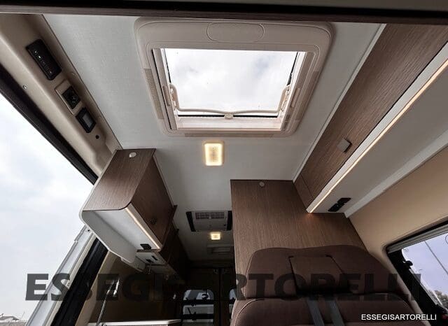 CHALLENGER V 217 LETTI GEMELLI VAN 636 CM FULL 2021 pieno