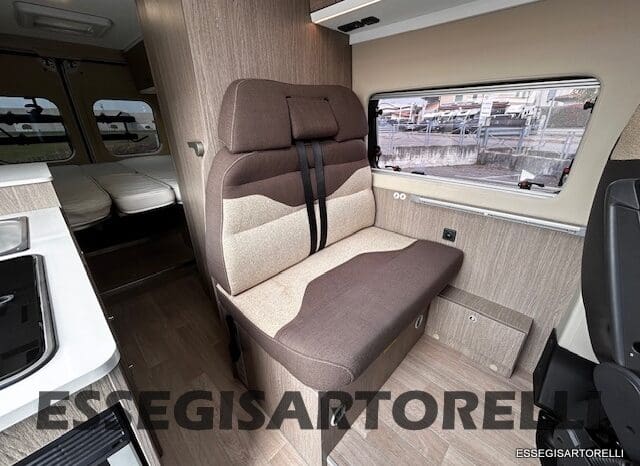 CHALLENGER V 217 LETTI GEMELLI VAN 636 CM FULL 2021 pieno