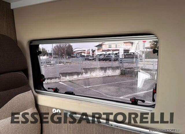 CHALLENGER V 217 LETTI GEMELLI VAN 636 CM FULL 2021 pieno