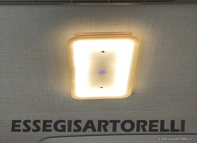 CHALLENGER V 217 LETTI GEMELLI VAN 636 CM FULL 2021 pieno