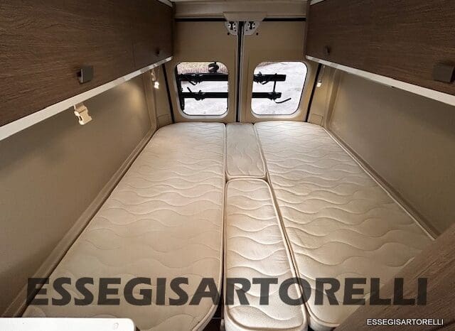 CHALLENGER V 217 LETTI GEMELLI VAN 636 CM FULL 2021 pieno