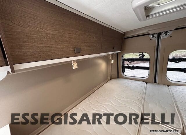 CHALLENGER V 217 LETTI GEMELLI VAN 636 CM FULL 2021 pieno