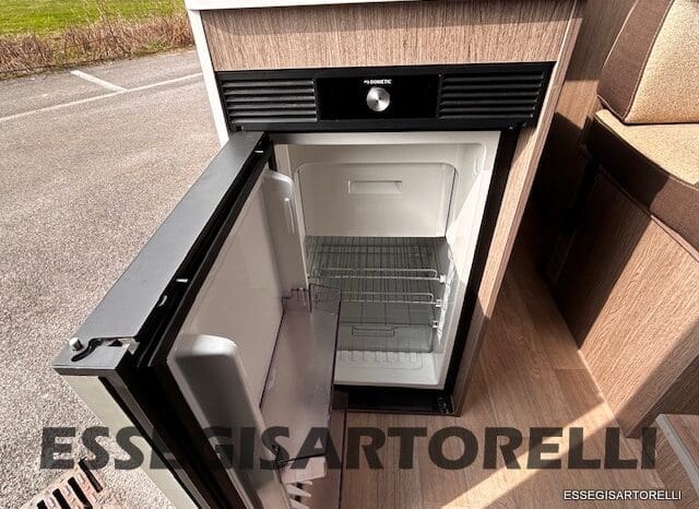 CHALLENGER V 217 LETTI GEMELLI VAN 636 CM FULL 2021 pieno