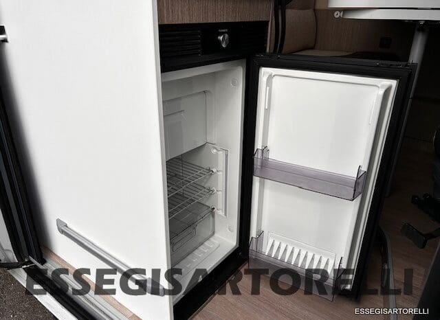 CHALLENGER V 217 LETTI GEMELLI VAN 636 CM FULL 2021 pieno