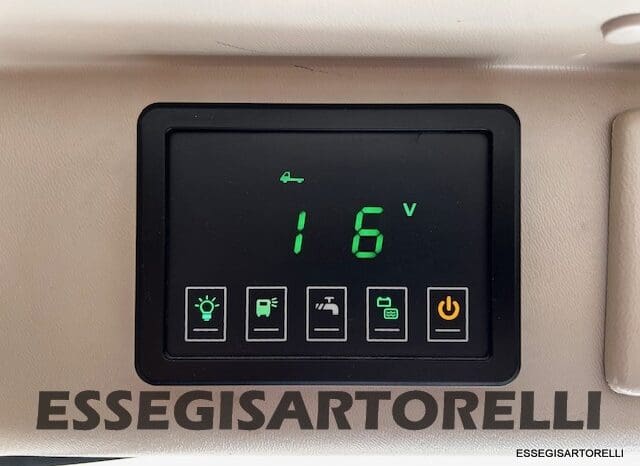 CHALLENGER V 217 LETTI GEMELLI VAN 636 CM FULL 2021 pieno