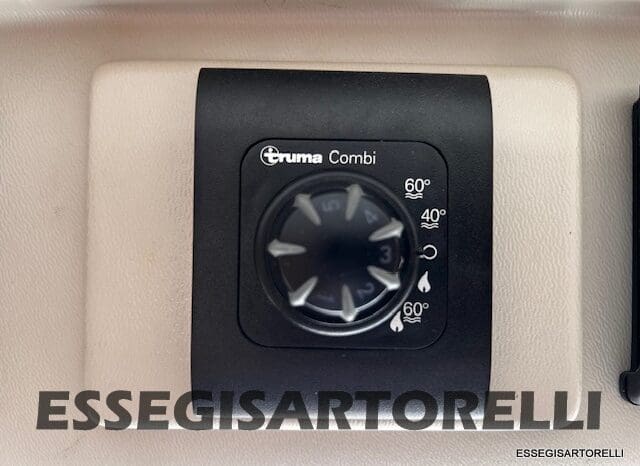 CHALLENGER V 217 LETTI GEMELLI VAN 636 CM FULL 2021 pieno