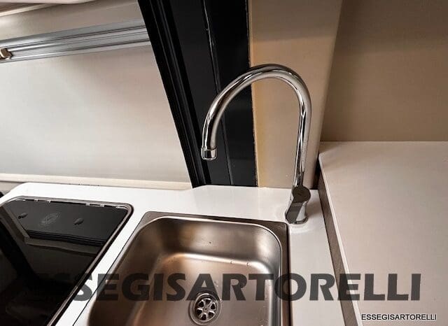 CHALLENGER V 217 LETTI GEMELLI VAN 636 CM FULL 2021 pieno