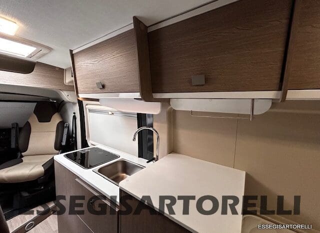 CHALLENGER V 217 LETTI GEMELLI VAN 636 CM FULL 2021 pieno