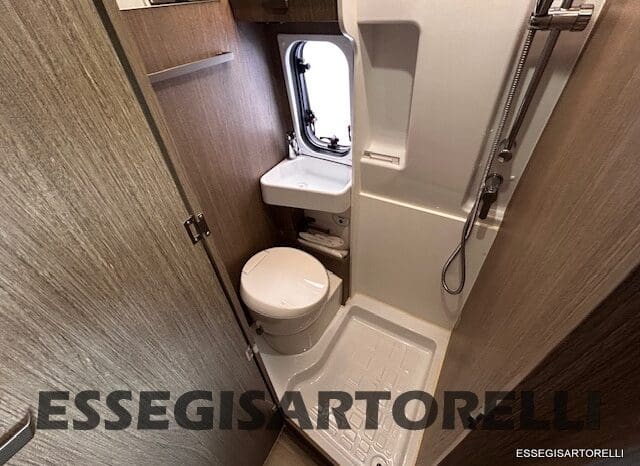 CHALLENGER V 217 LETTI GEMELLI VAN 636 CM FULL 2021 pieno