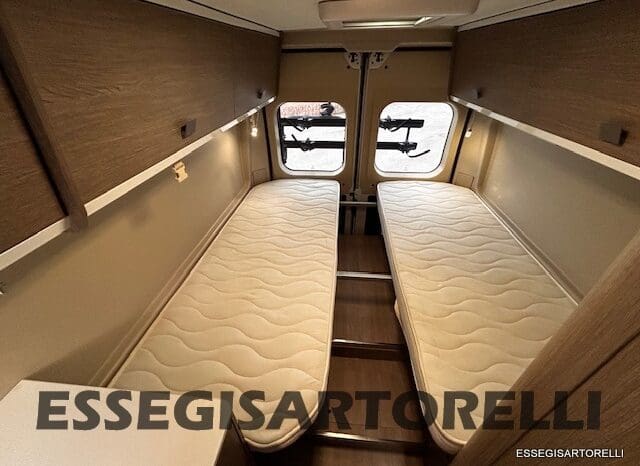 CHALLENGER V 217 LETTI GEMELLI VAN 636 CM FULL 2021 pieno