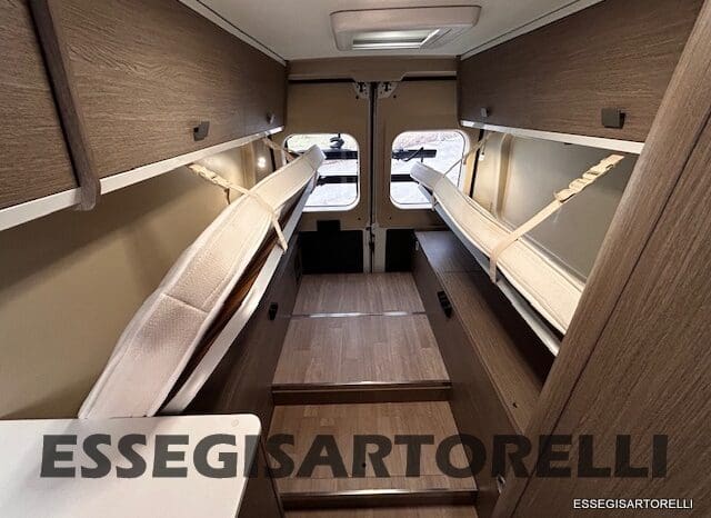 CHALLENGER V 217 LETTI GEMELLI VAN 636 CM FULL 2021 pieno