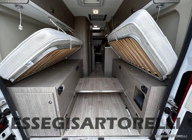 CHALLENGER V 217 LETTI GEMELLI VAN 636 CM FULL 2021 pieno