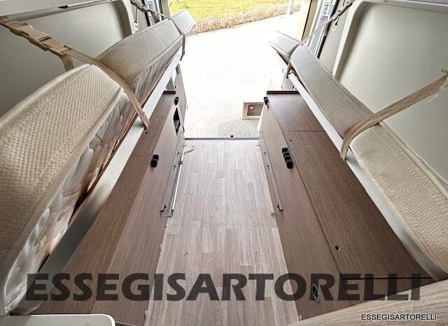 CHALLENGER V 217 LETTI GEMELLI VAN 636 CM FULL 2021 pieno