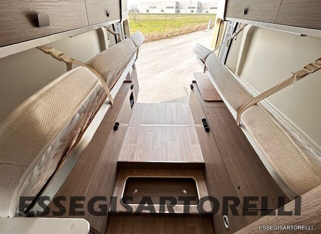CHALLENGER V 217 LETTI GEMELLI VAN 636 CM FULL 2021 pieno