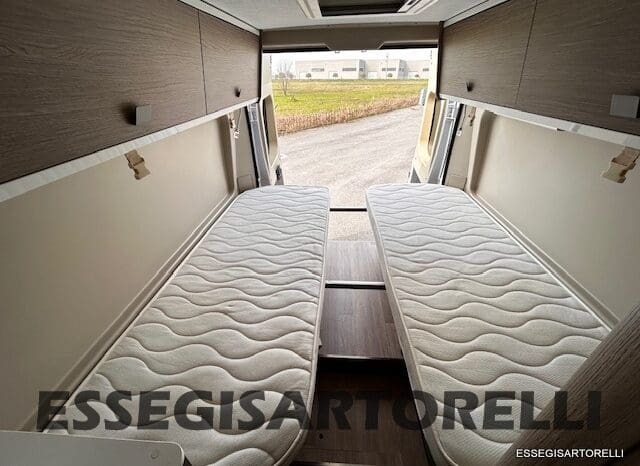CHALLENGER V 217 LETTI GEMELLI VAN 636 CM FULL 2021 pieno
