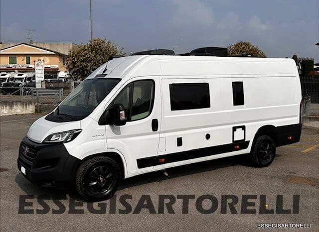 CHALLENGER V 217 LETTI GEMELLI VAN 636 CM FULL 2021 pieno