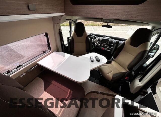 CHALLENGER V 217 LETTI GEMELLI VAN 636 CM FULL 2021 pieno