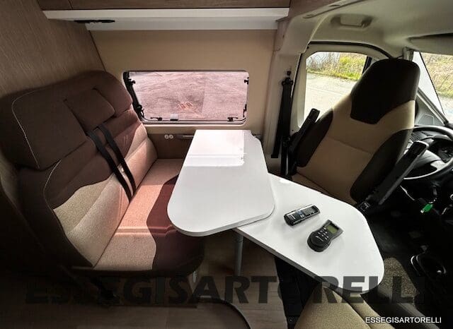 CHALLENGER V 217 LETTI GEMELLI VAN 636 CM FULL 2021 pieno