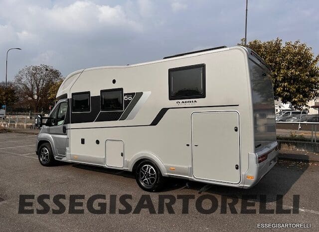 ADRIA MATRIX 60° SELECTION M 650 DL AUTOMATICO SILVER 2026 GEMELLI GARAGE BASCULANTE pieno