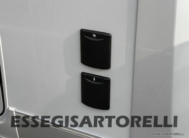 ADRIA MATRIX 60° SELECTION M 650 DL AUTOMATICO SILVER 2026 GEMELLI GARAGE BASCULANTE pieno