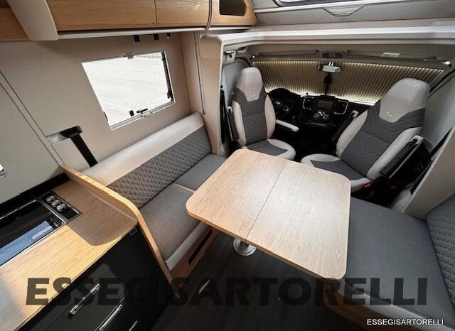 ADRIA MATRIX 60° SELECTION M 650 DL AUTOMATICO SILVER 2026 GEMELLI GARAGE BASCULANTE pieno