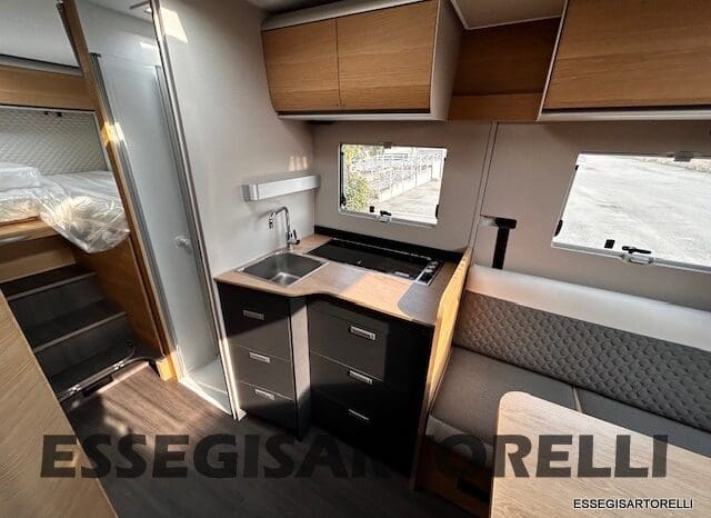 ADRIA MATRIX 60° SELECTION M 650 DL AUTOMATICO SILVER 2026 GEMELLI GARAGE BASCULANTE pieno