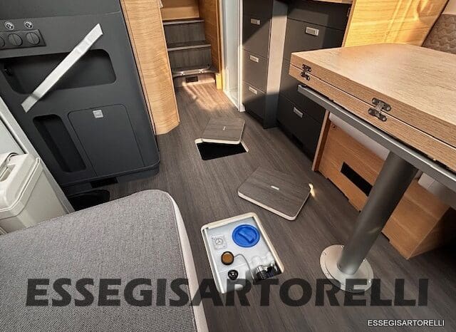 ADRIA MATRIX 60° SELECTION M 650 DL AUTOMATICO SILVER 2026 GEMELLI GARAGE BASCULANTE pieno